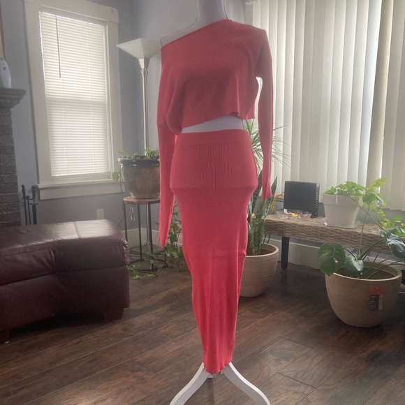 Two piece sweater outfit - Picture 1 of 2